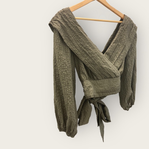 NWT Maeve by Anthropology Green Blouse - Picture 3 of 12